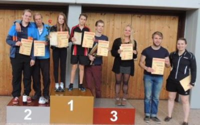 Über 100 Badmintonspielerinnen und Spieler traten an
