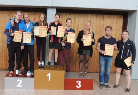 Über 100 Badmintonspielerinnen und Spieler traten an