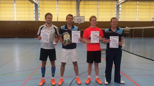 1. Einzel/ Doppel Turnier