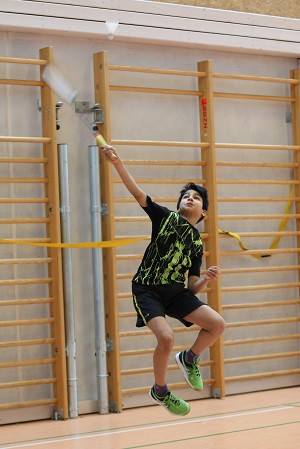 Trotz vieler enger Drei-Satz-Spiele zügiger Ablauf