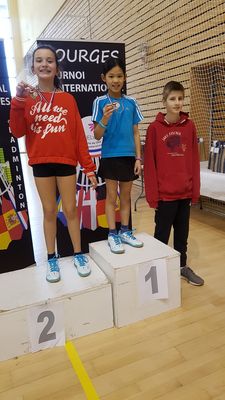 Fiona Habeck und Lorraine Rusli belegen Platz 2 im MD