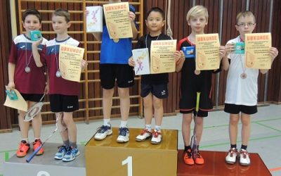 92 Teilnehmer spielten auf 12 Feldern um die Titel