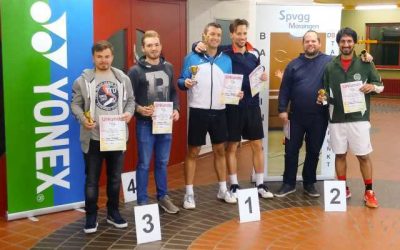 Zahlreiche Jugendspieler auf dem Podium