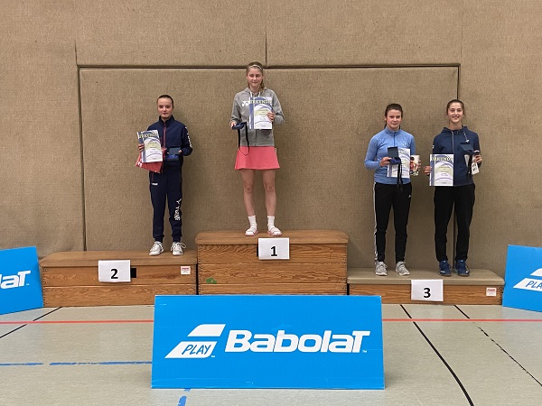 Smilla Fluhrer auf Platz 3 in Refrath