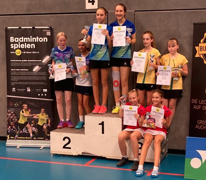 Zwei Mal Gold im Mädchendoppel